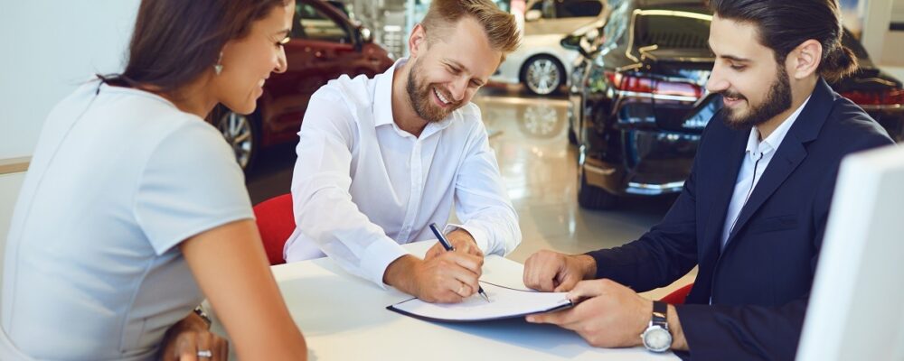 Entenda por que indicar o seguro auto ao seu cliente