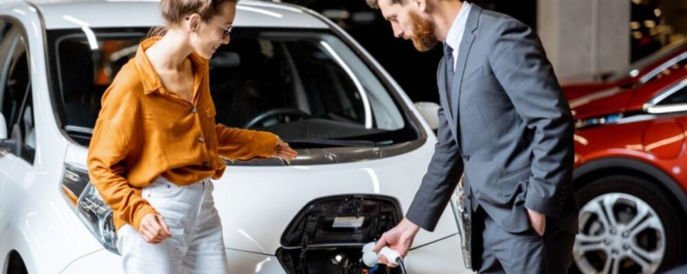 Quanto custa a recarga do carro elétrico no Brasil? Saiba mais!