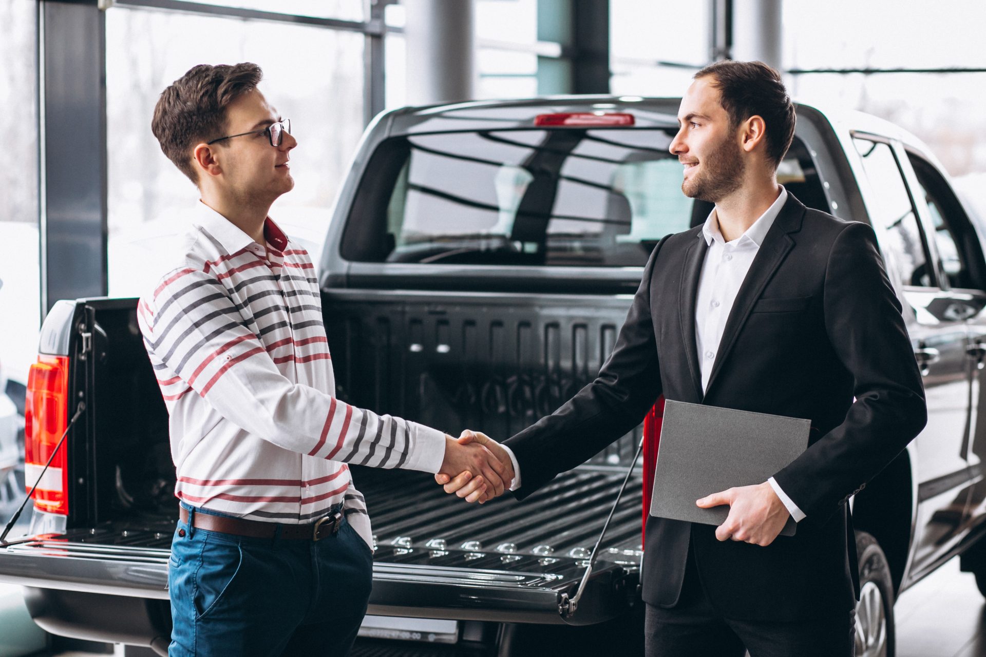 <strong>Como escolher um carro usado: saiba como ajudar seu cliente!</strong>